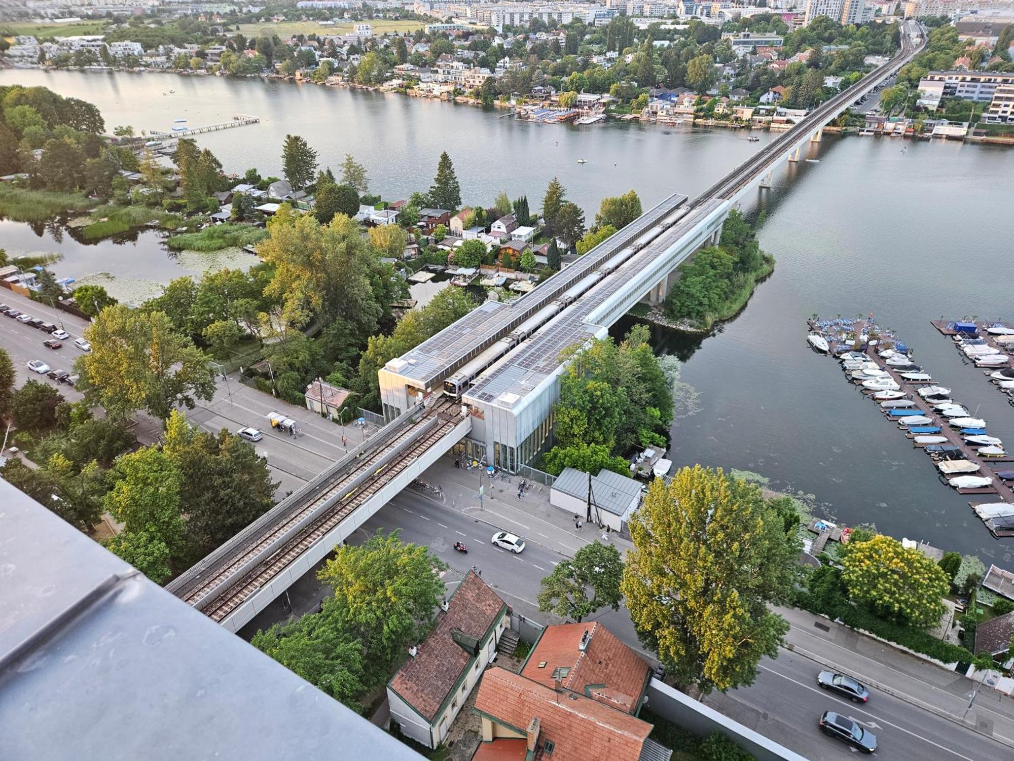 Yuki'S Place - Un-Vic, Danube Beach And Subway Near To Downtown Vienna Apartment Exterior photo